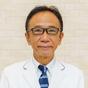 4本のインプラントで片顎全ての歯を支える「オールオン4」