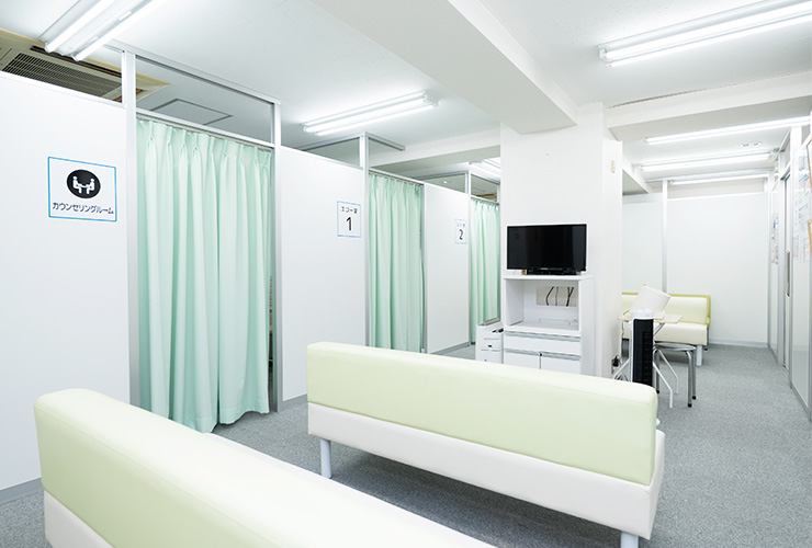 見た目にもこだわりながら、下肢静脈瘤による足の不調を改善