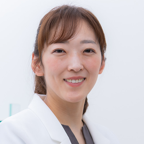 女性医師とスタッフが乳がん検診の不安に寄り添い早期発見を推進